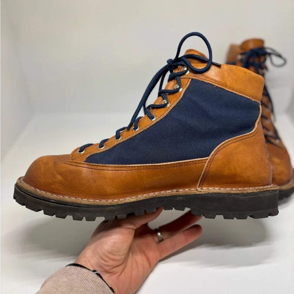 Danner Light Cascade Boots Men’s 10.5 EE USA Made Leather Canvas Hiking  31543